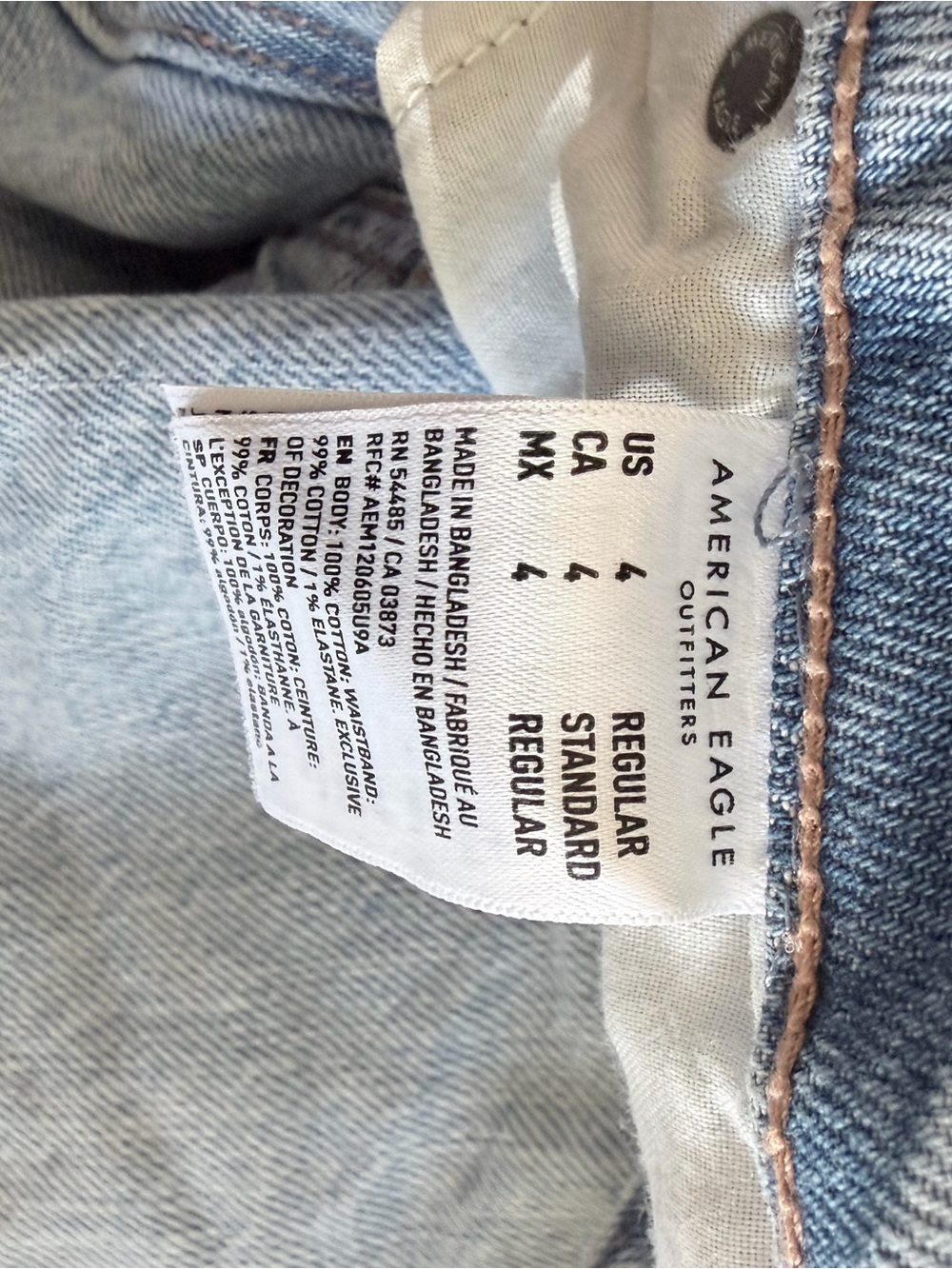 American Eagle Outfitters Light Blue Distressed Women's Jeans - Picture 6 of 7